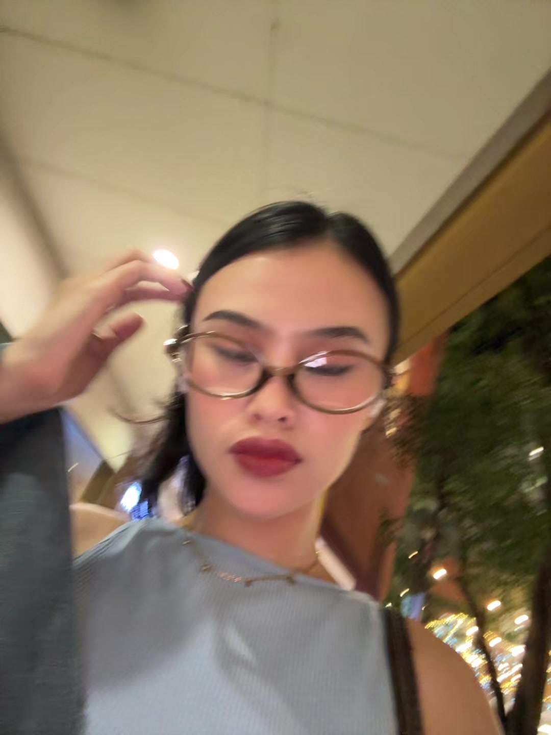 @v