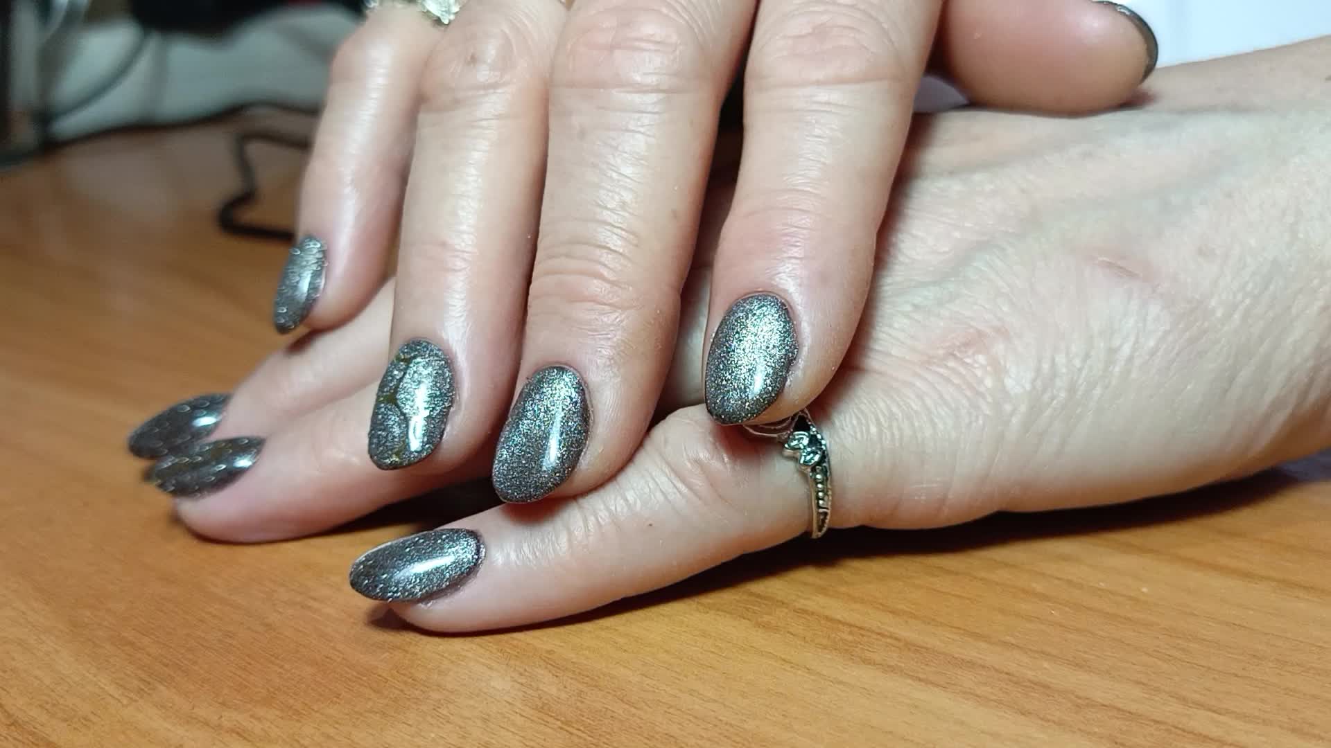 @СашулЯ