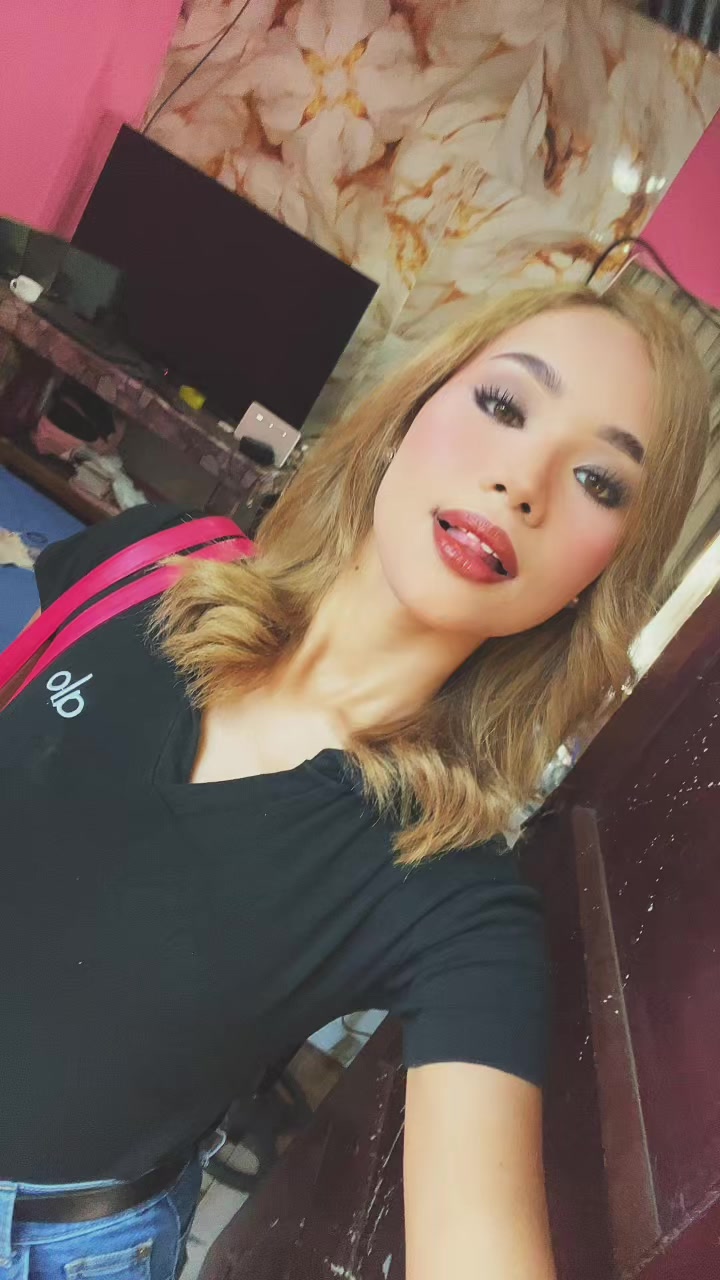 @Ashly🎀✨🤍