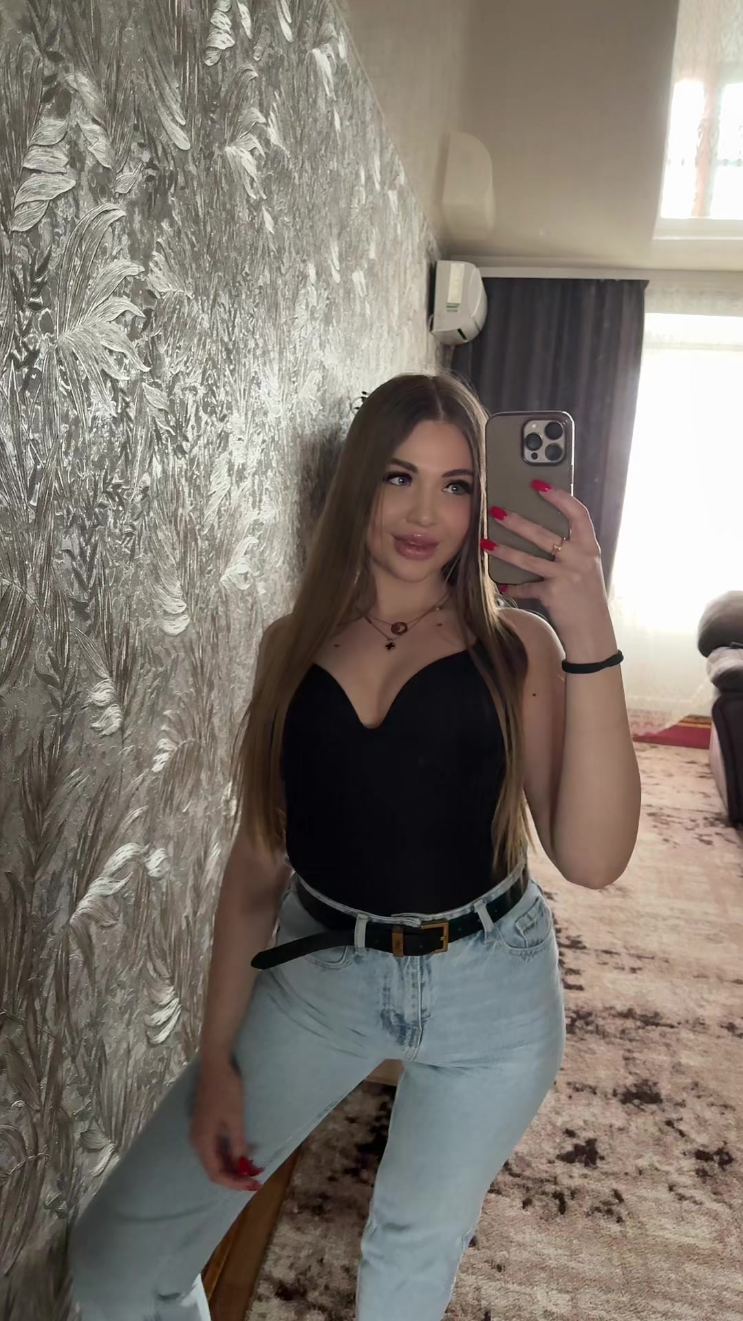 @Vika Makhova