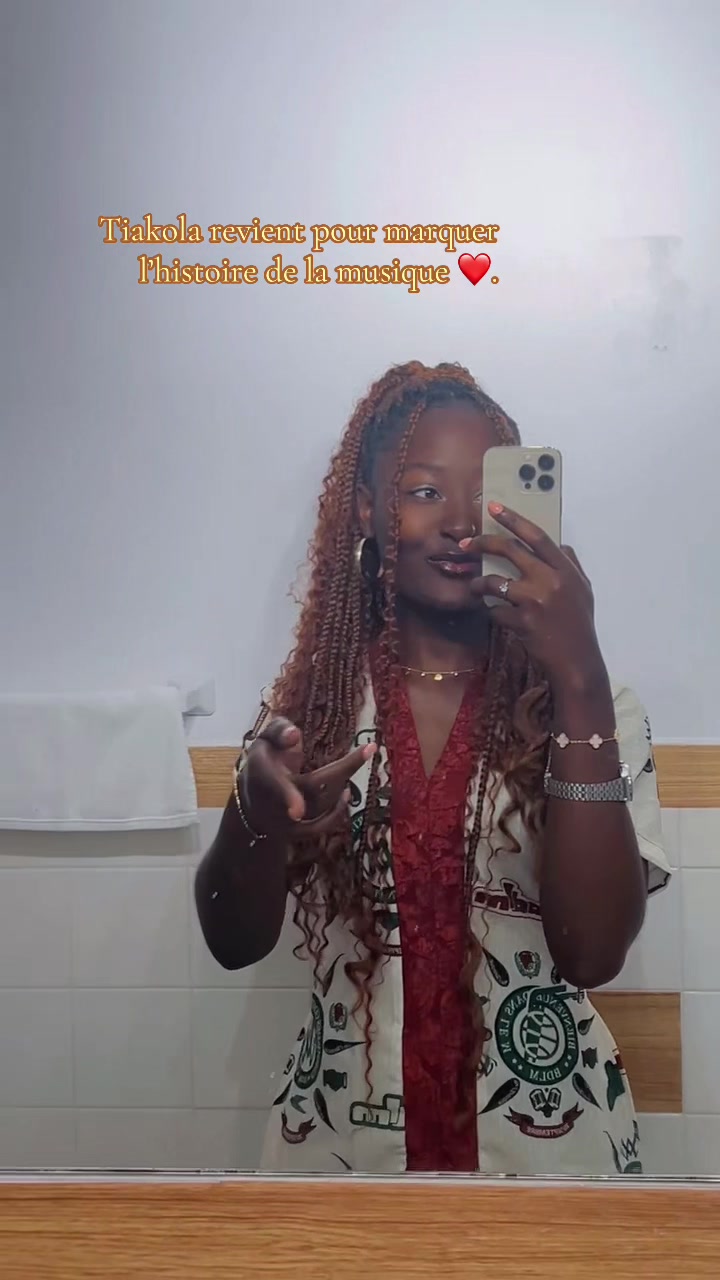 @zoékelly🥰
