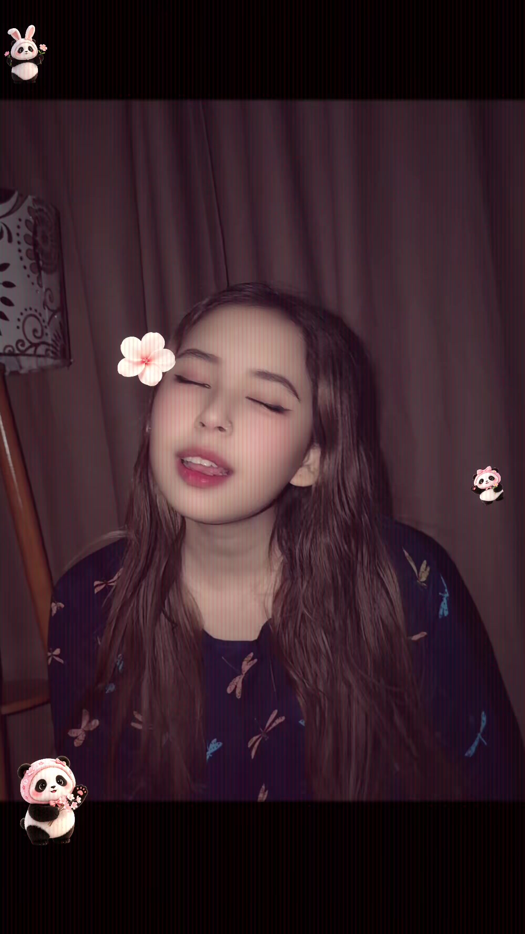 @xshaya×
