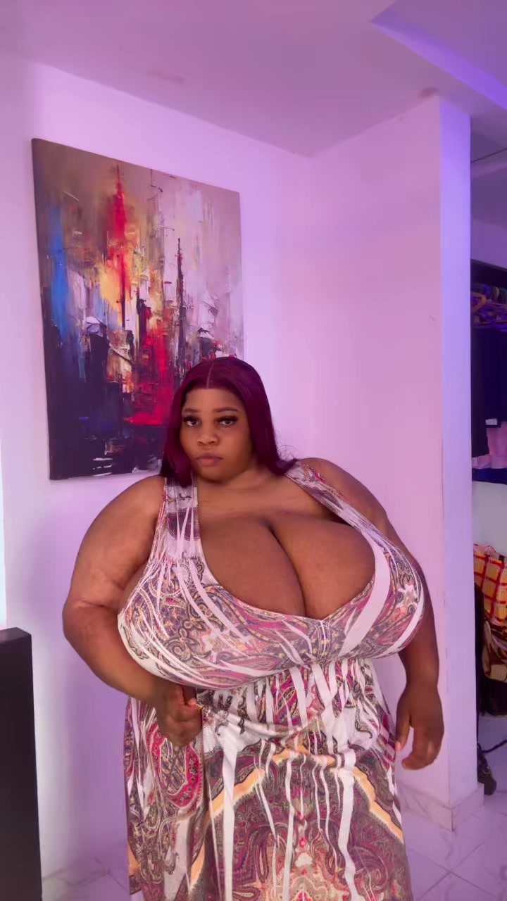 @Burstybella💜