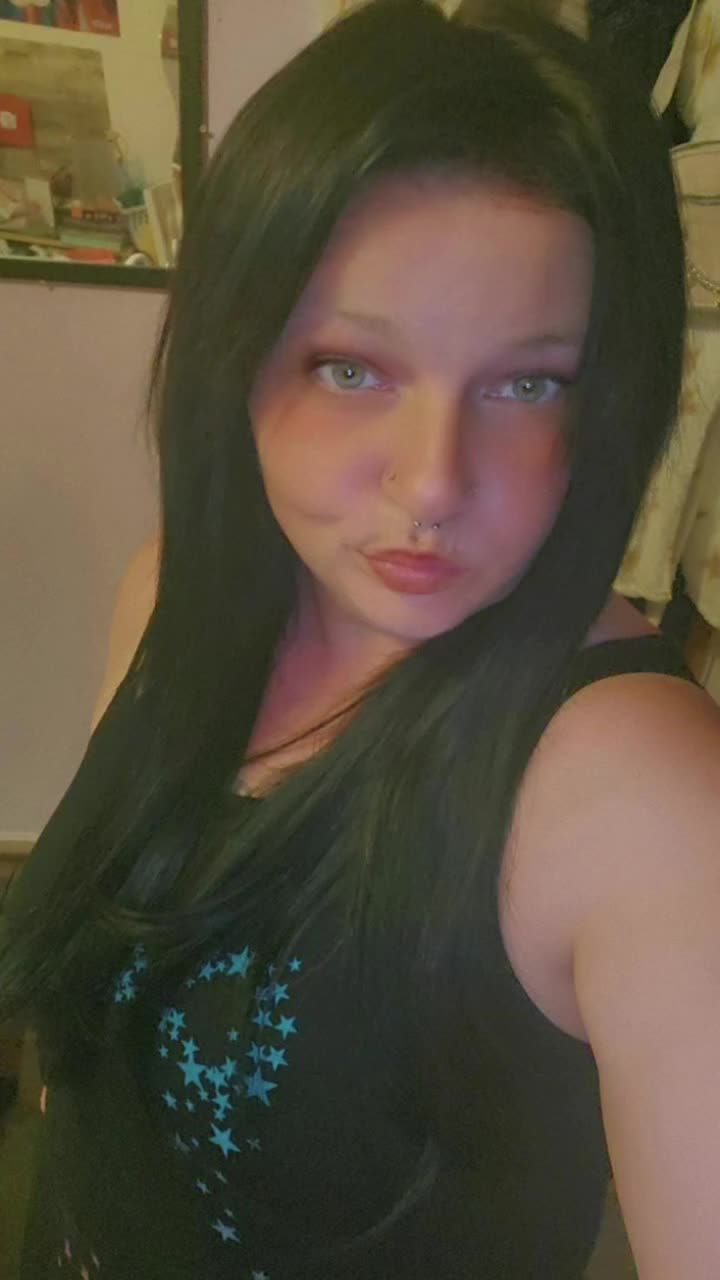 @👑CapCutQueenAngela👑