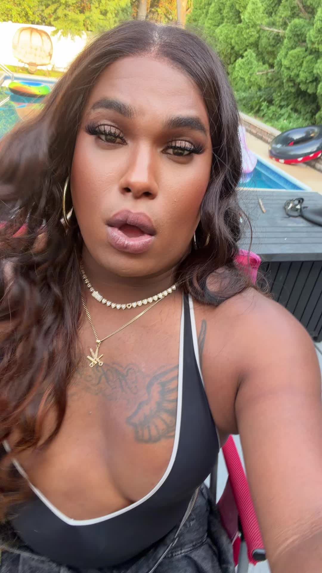@ladivamasviral