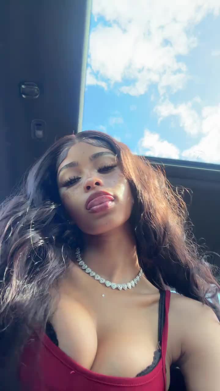 @1lyjune_