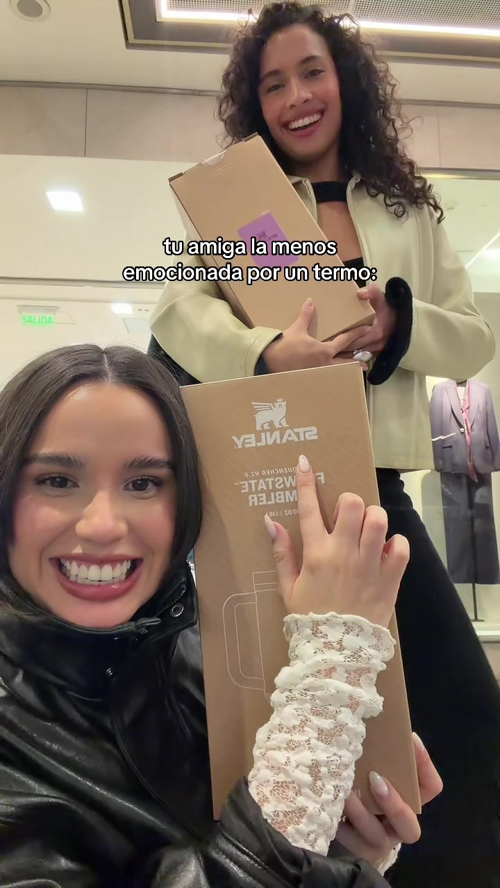 @Valeria Dickson
