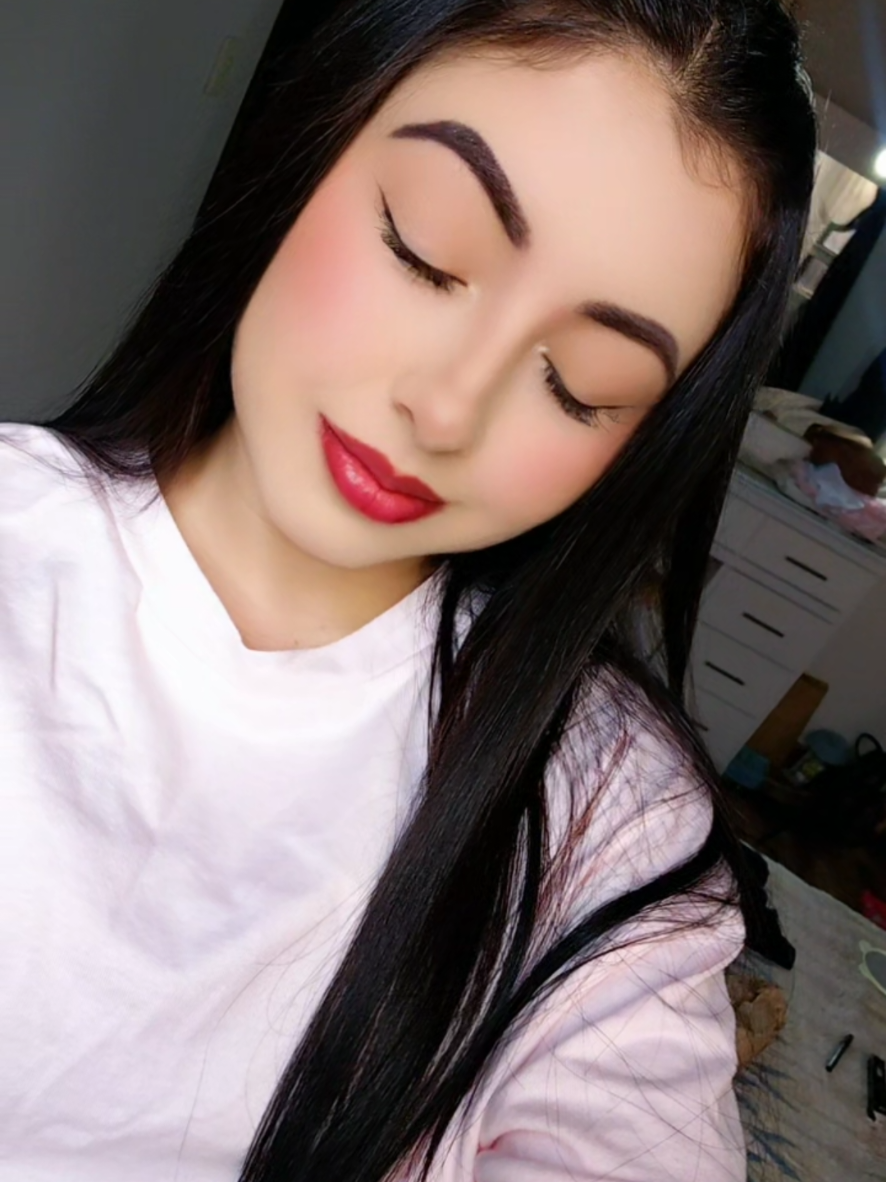 @Alii Diaz🌸