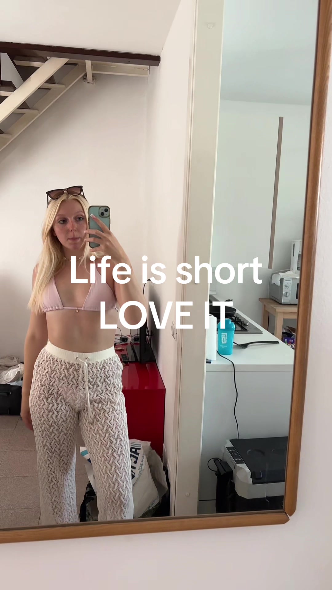 @b._.lea