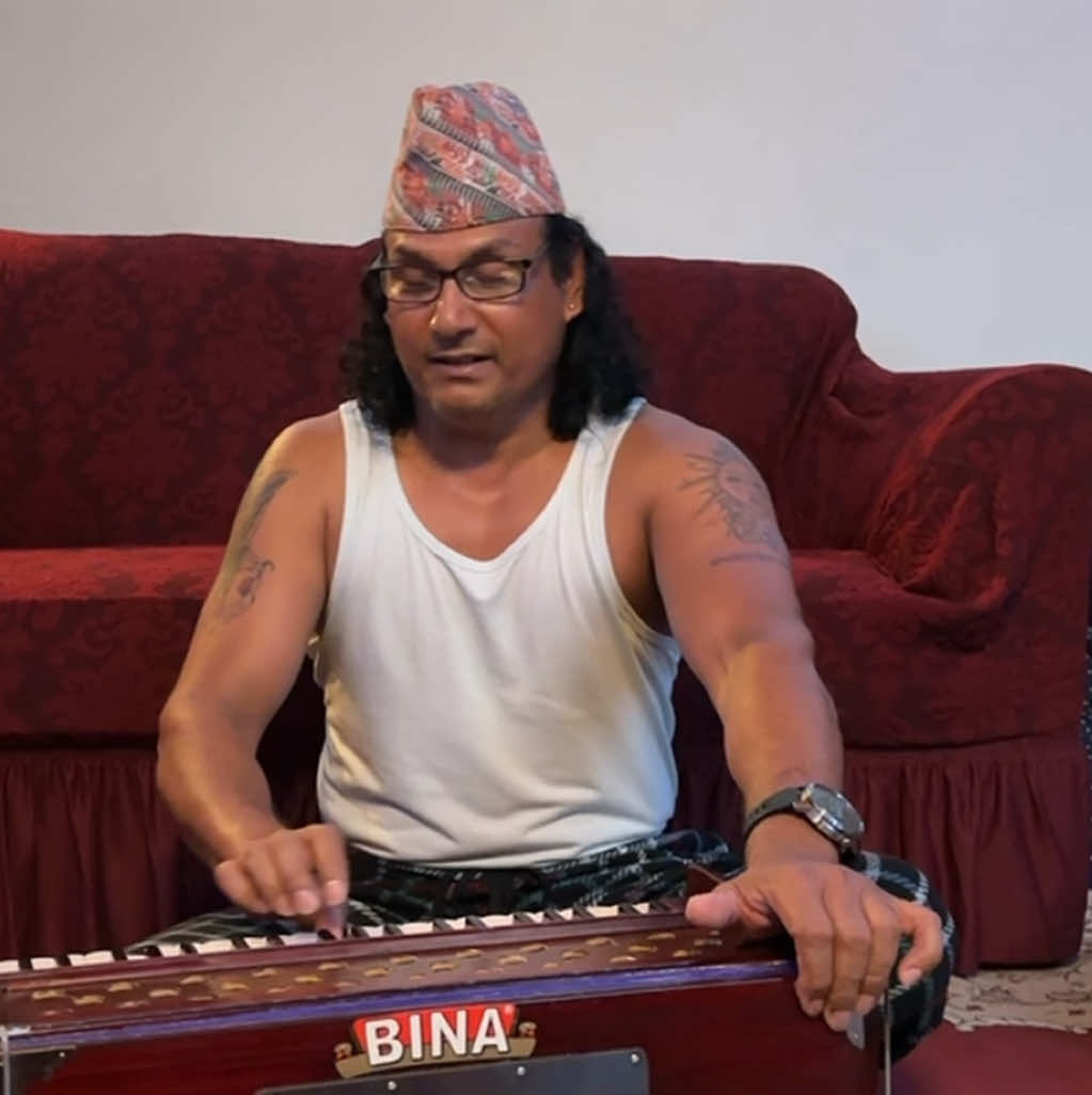 @पारदर्शी खरेल