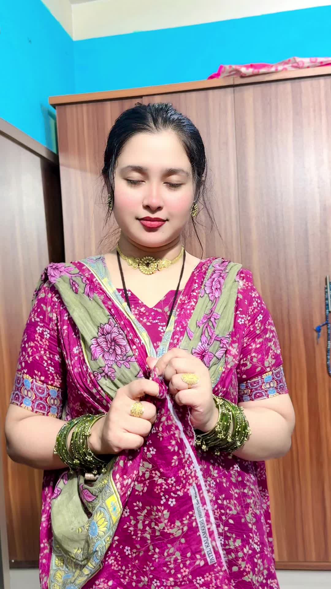 @নূপুর খন্দকার বিউটি পার্লার ✅