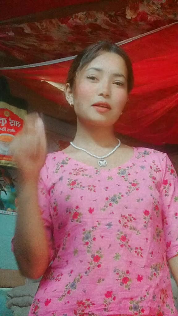 @मनिशा शेन्चुरि ❤️💐 (khuju🦋)
