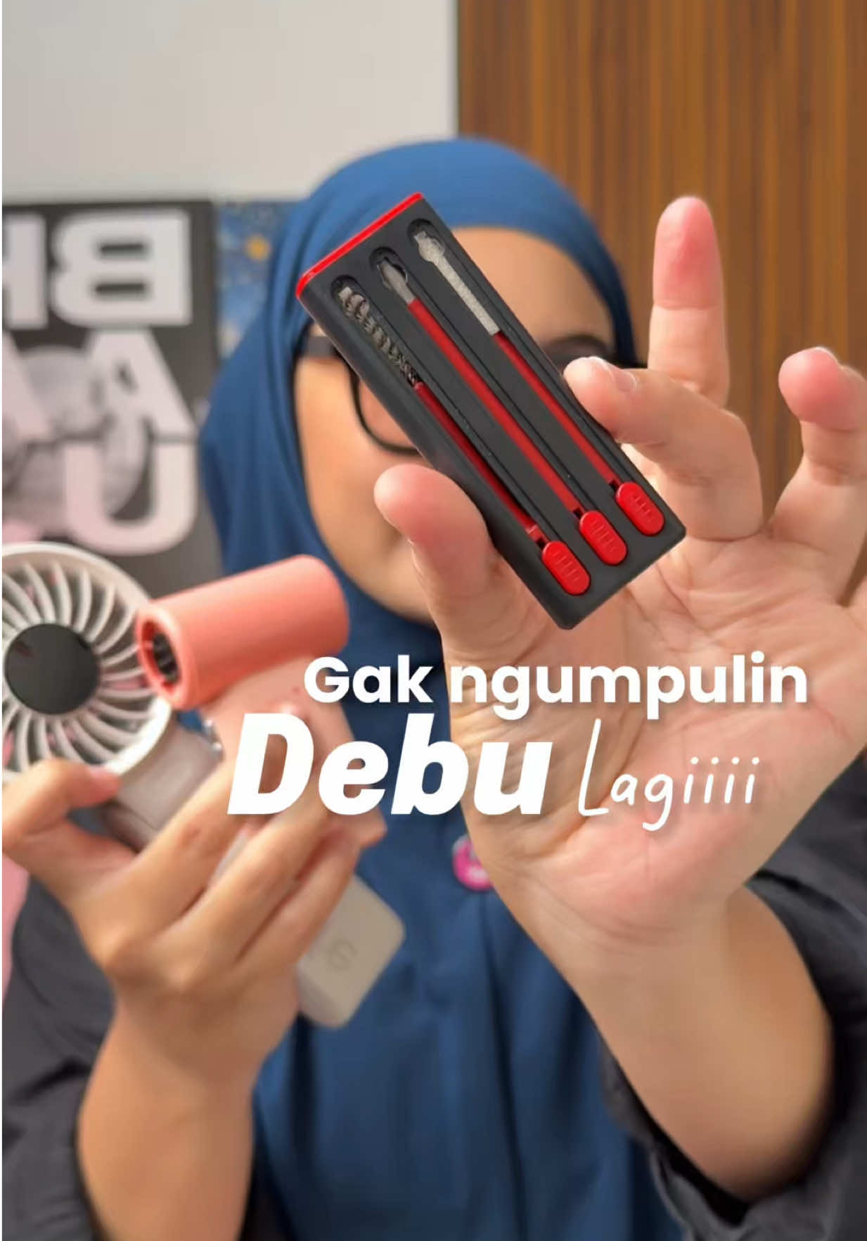 @desyrosaa