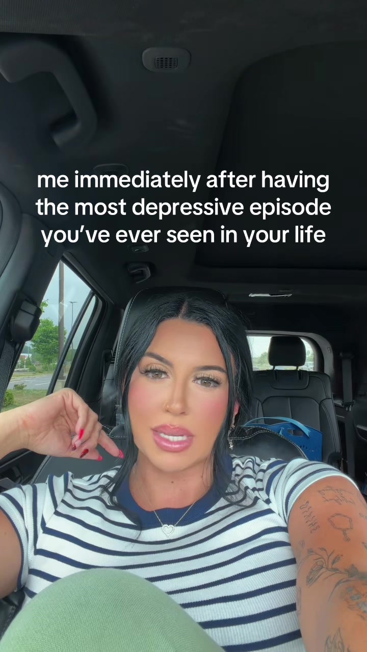 @mekennah_