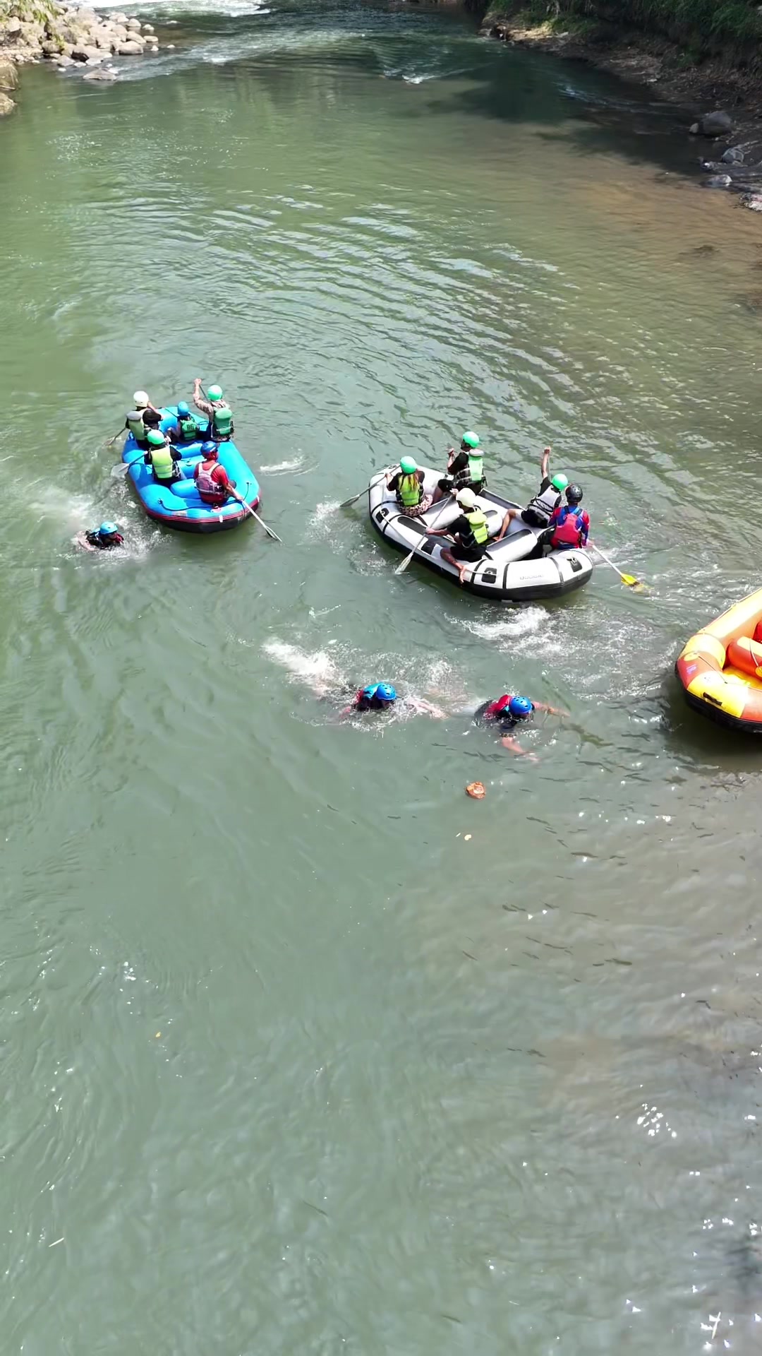 @RAFTING SUNGAI ELO