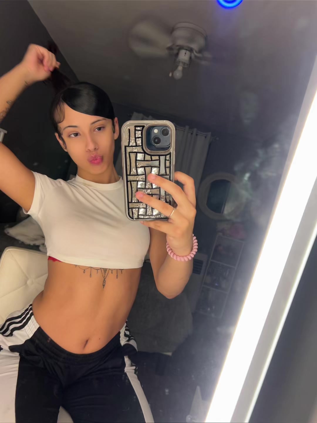 @💋
