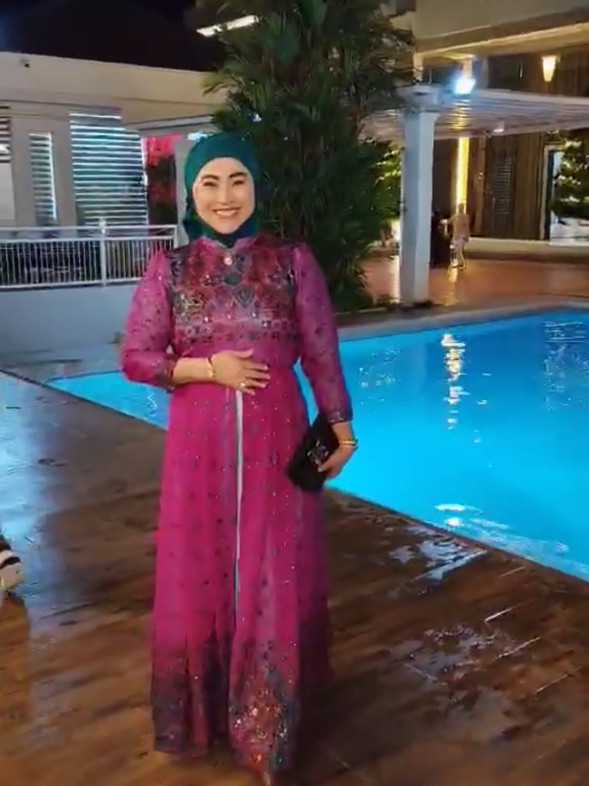 @AckleizharaGee
