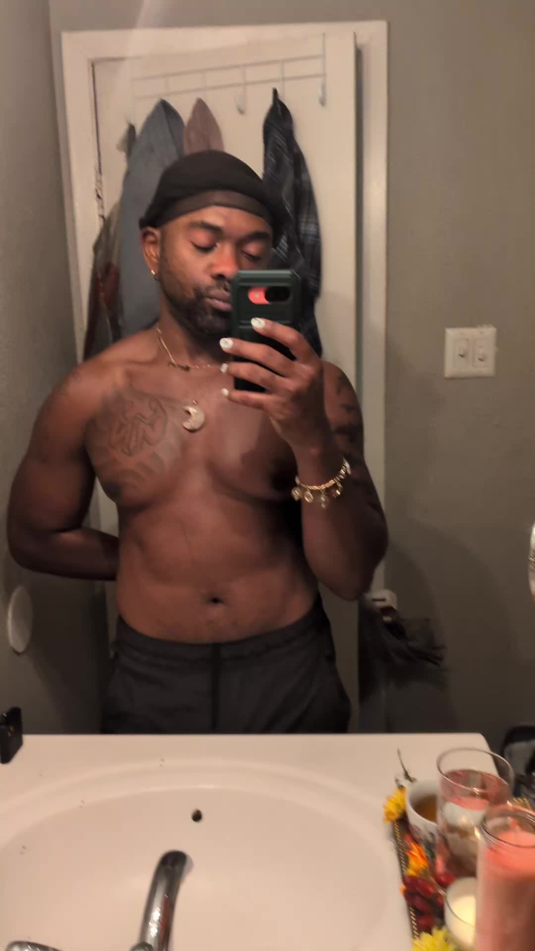 @theceelife