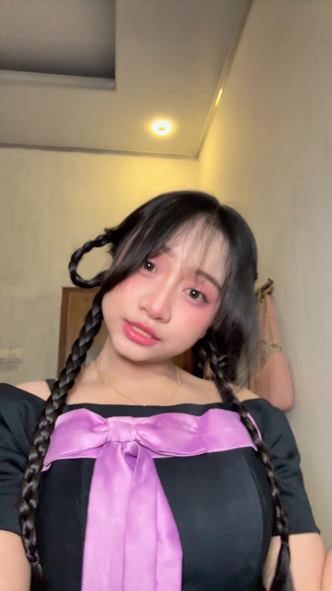 @Agnes amora