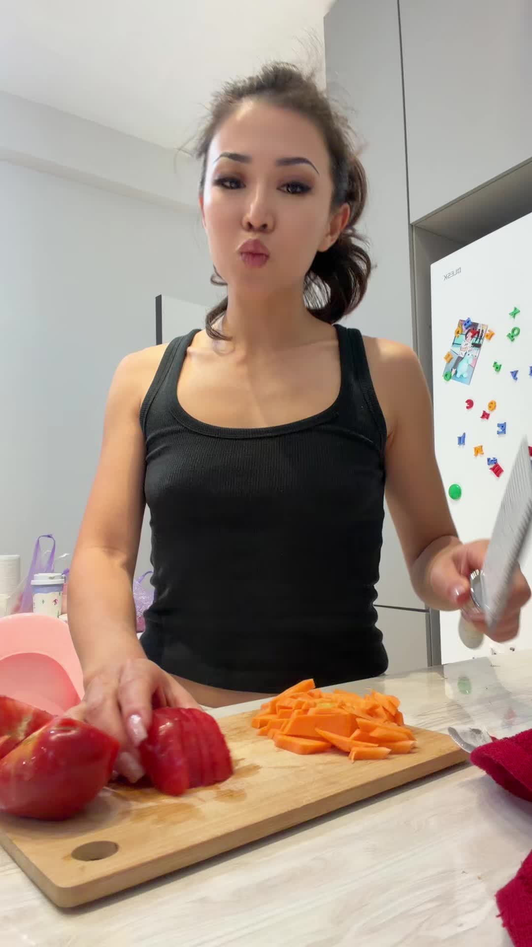 @litaasankanova