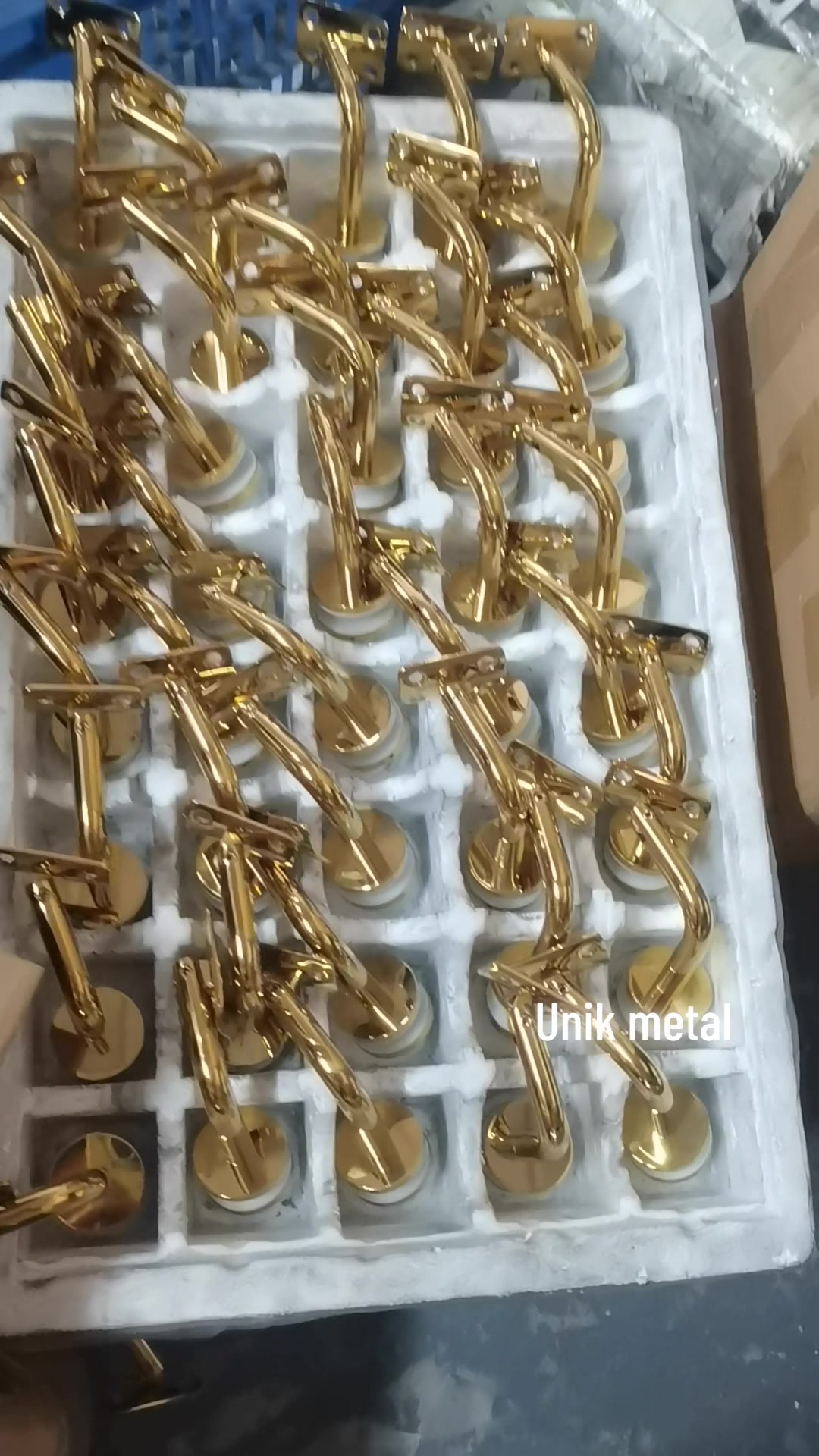 @China Glass & Railing Hardware