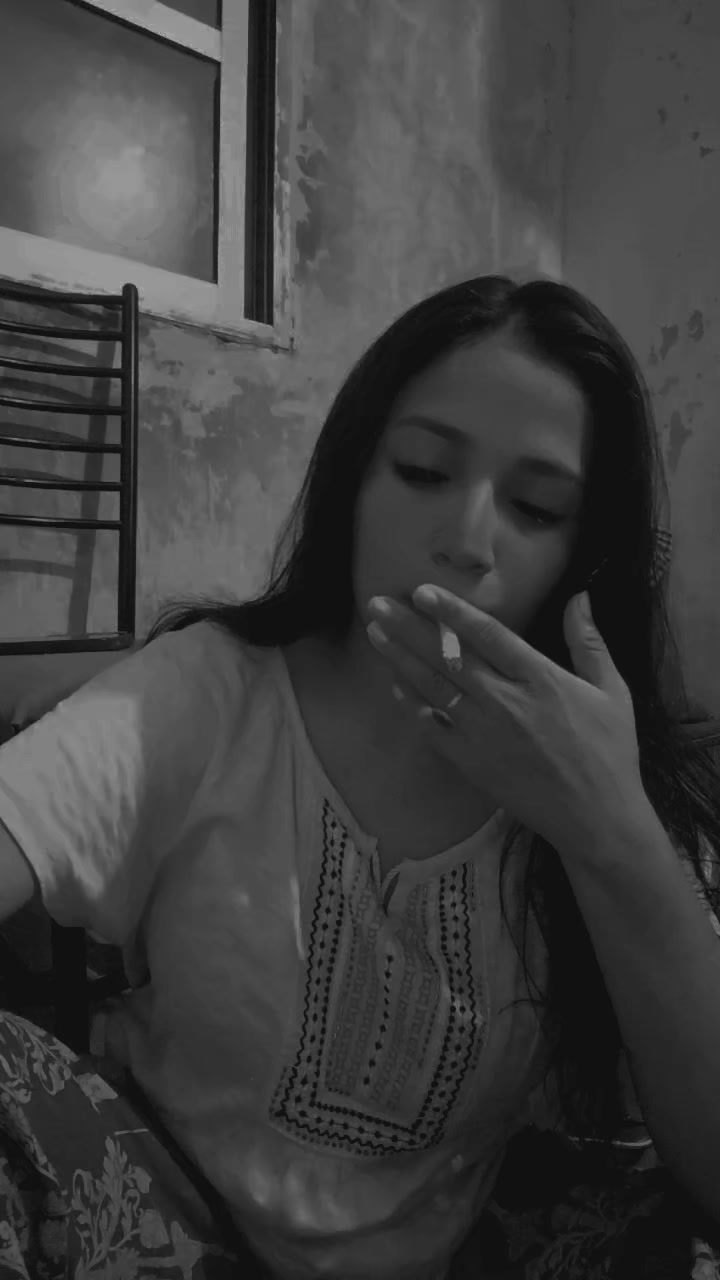@Angel Queen 👑 is back 🤨