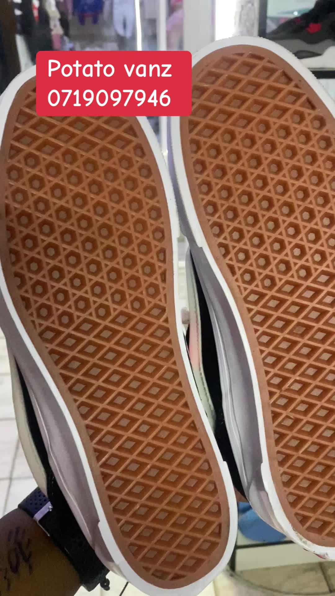@MUKOMANA_WEBHUTSU_01_👟🥾
