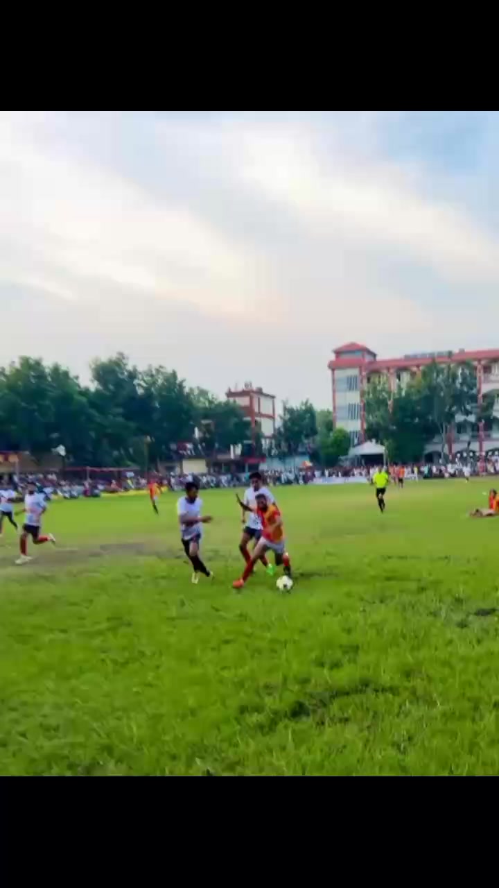 @🔵 Footballer Leo Gazi 10 🇧🇩