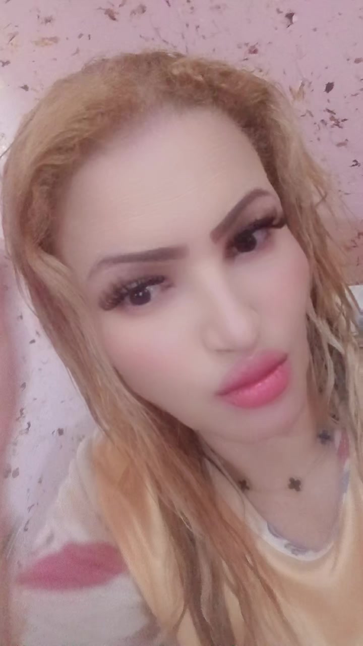 @Karima La Blonda