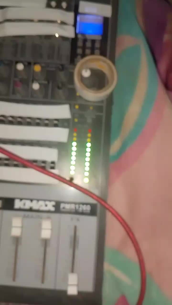 @🎤چیــــتن👀Dj❤️🩹جــــان✌️