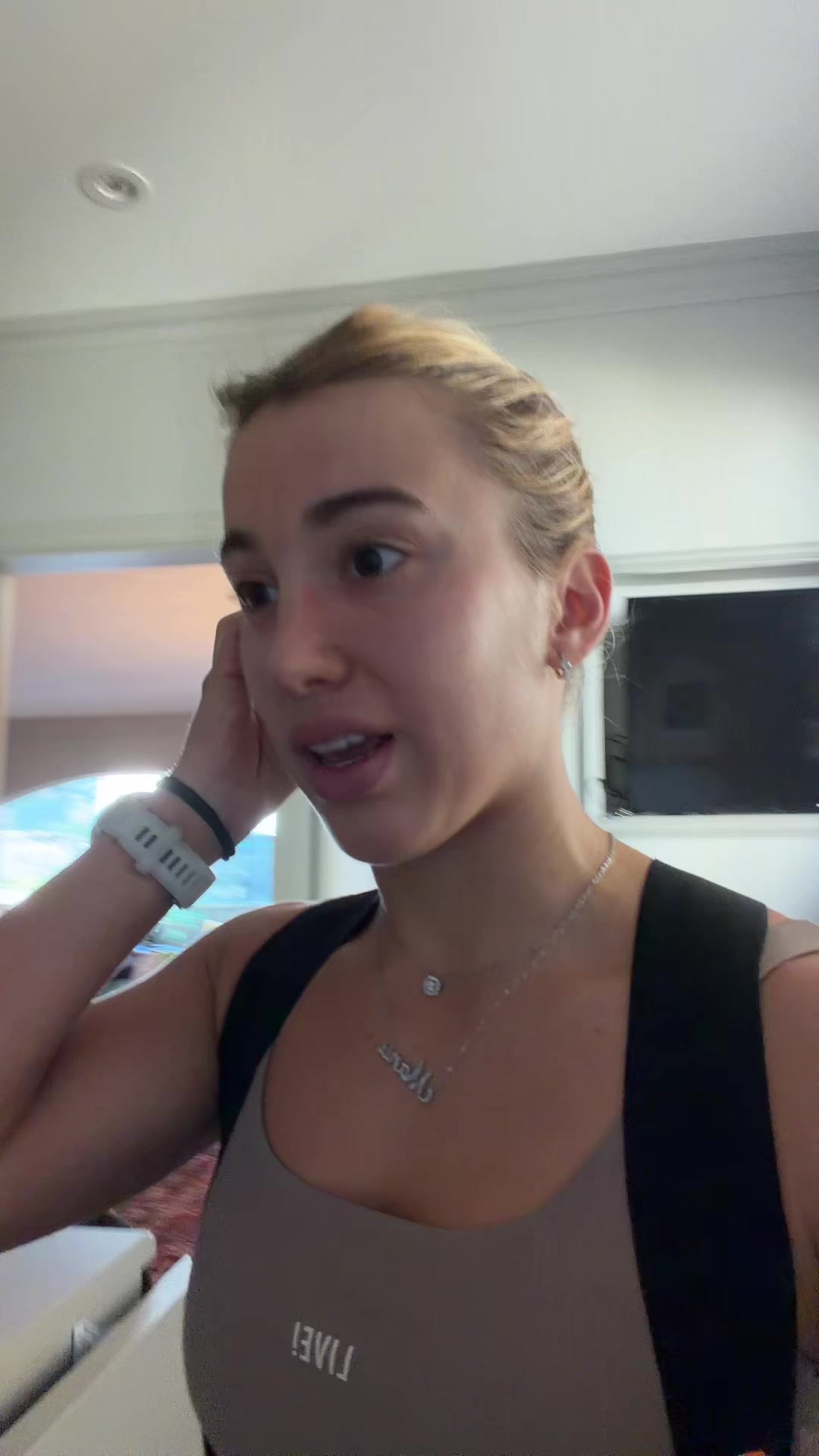 @Manuela Cit