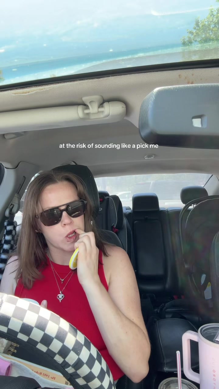 @Alyssa Golden | working mama