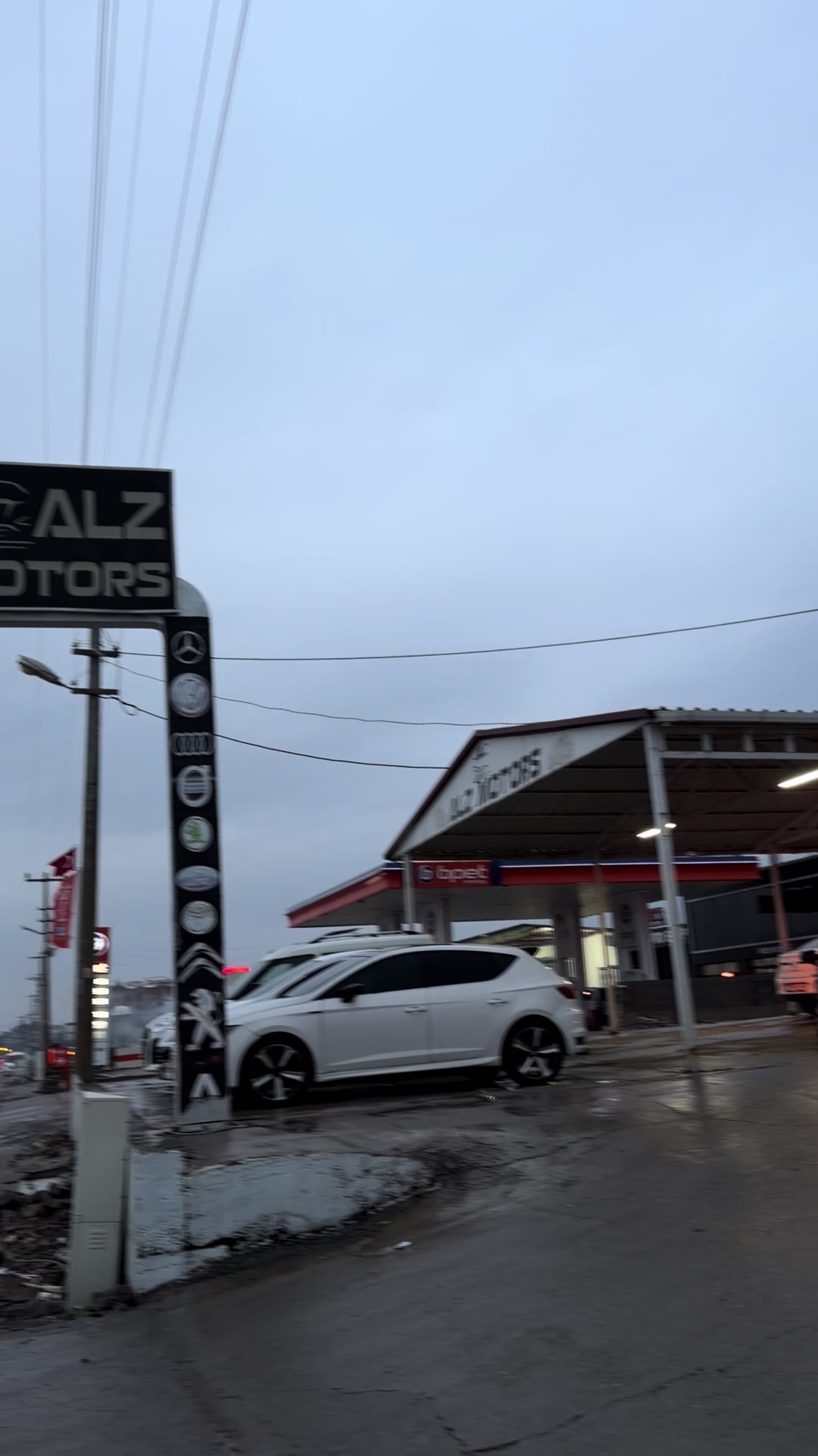 @Alz motors