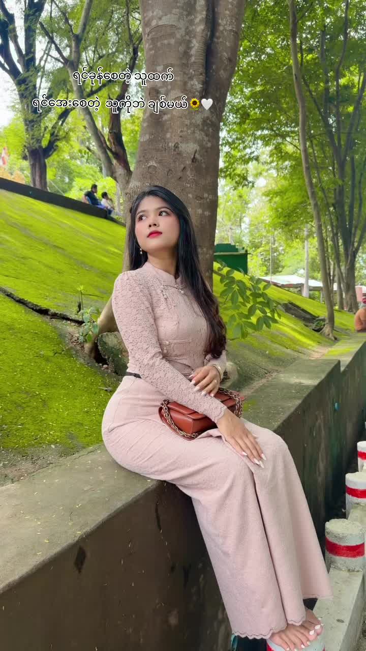 @Htet Myat Moe