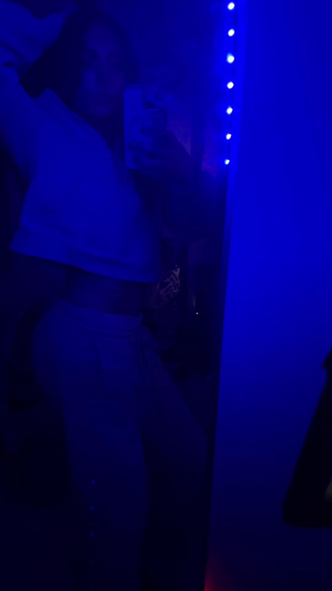 @g