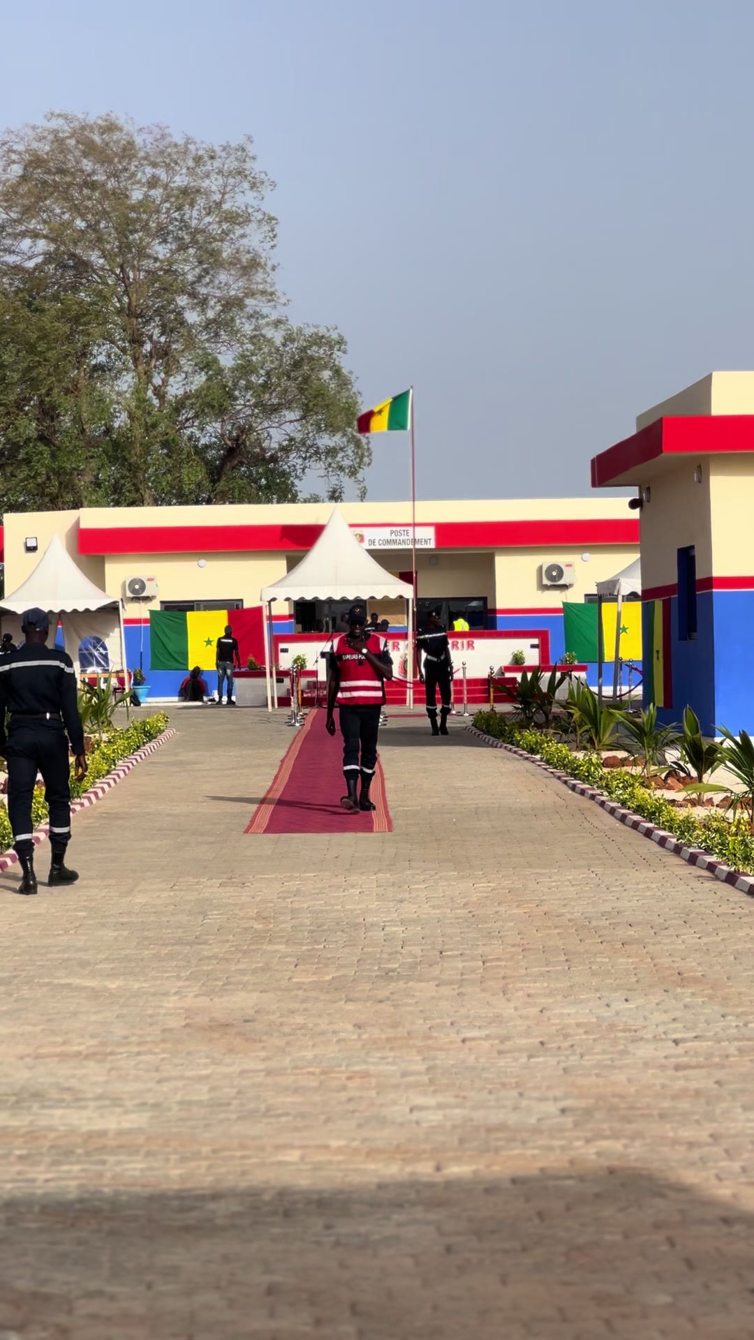 @TwinsBoiie🇸🇳🖇Pompier👨🚒