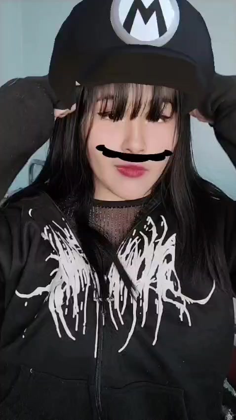 @yujinn