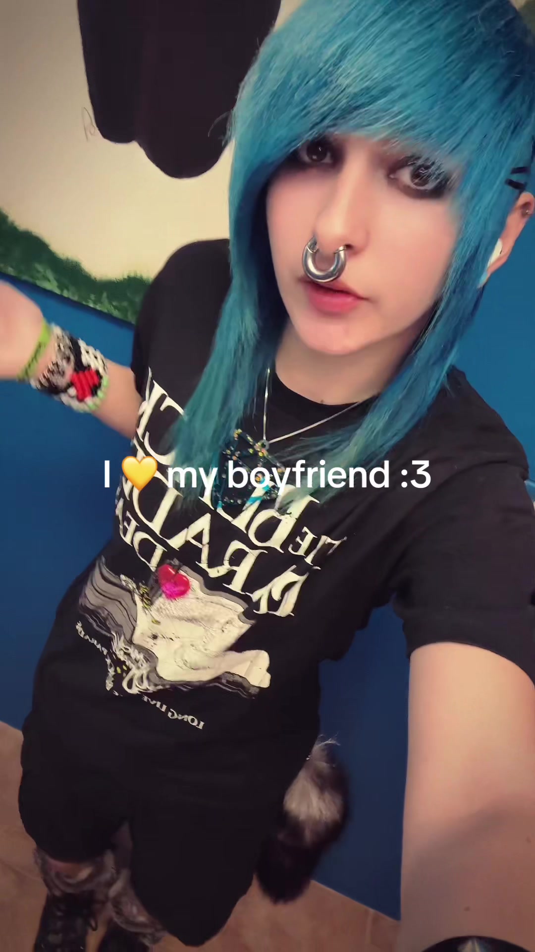 @Xx_CHARLI_CLAWS_xX