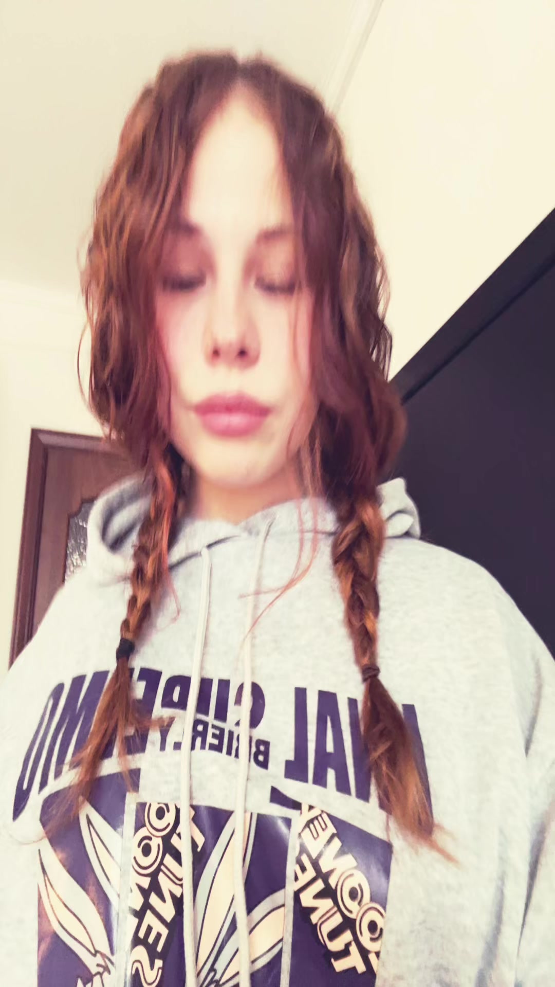 @варя