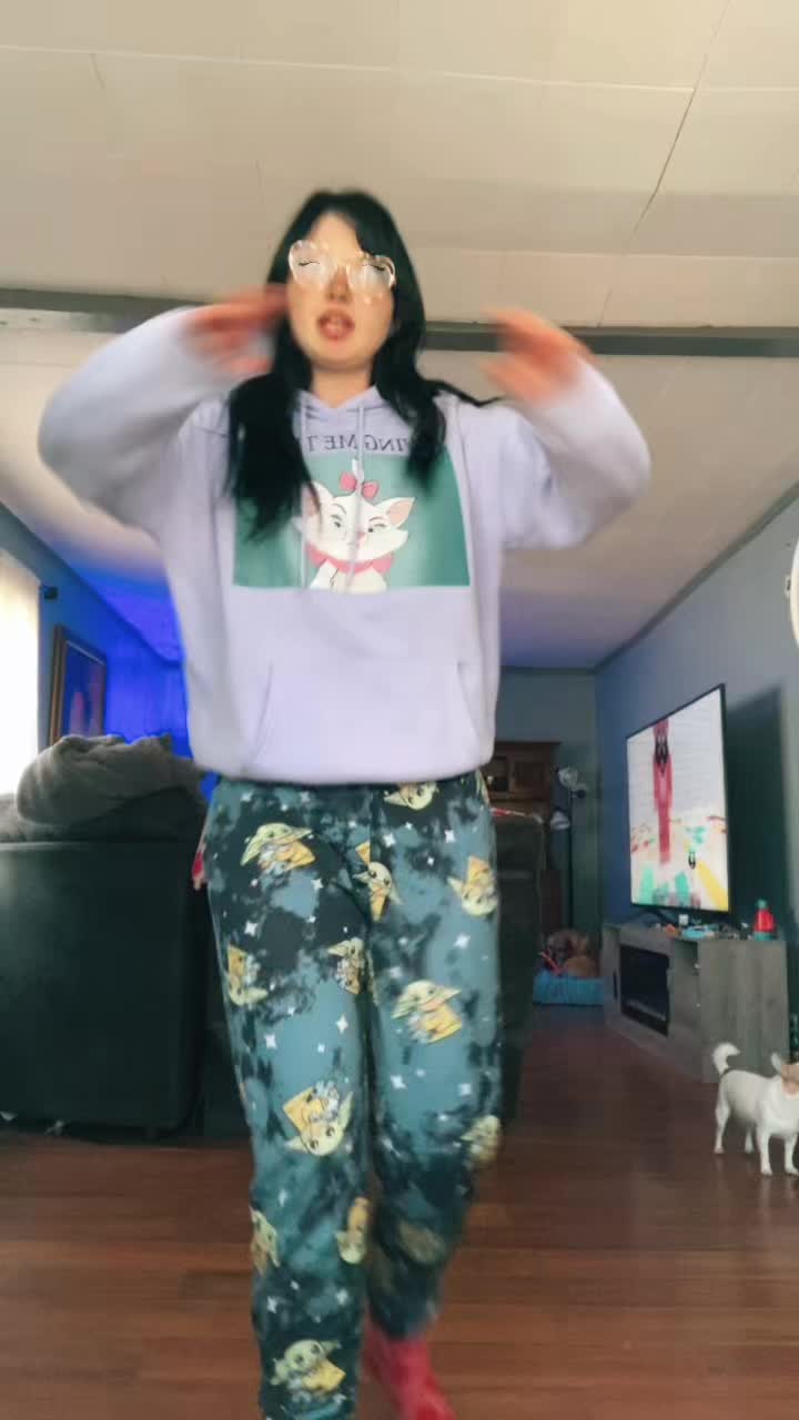 @ali 🕸️💗
