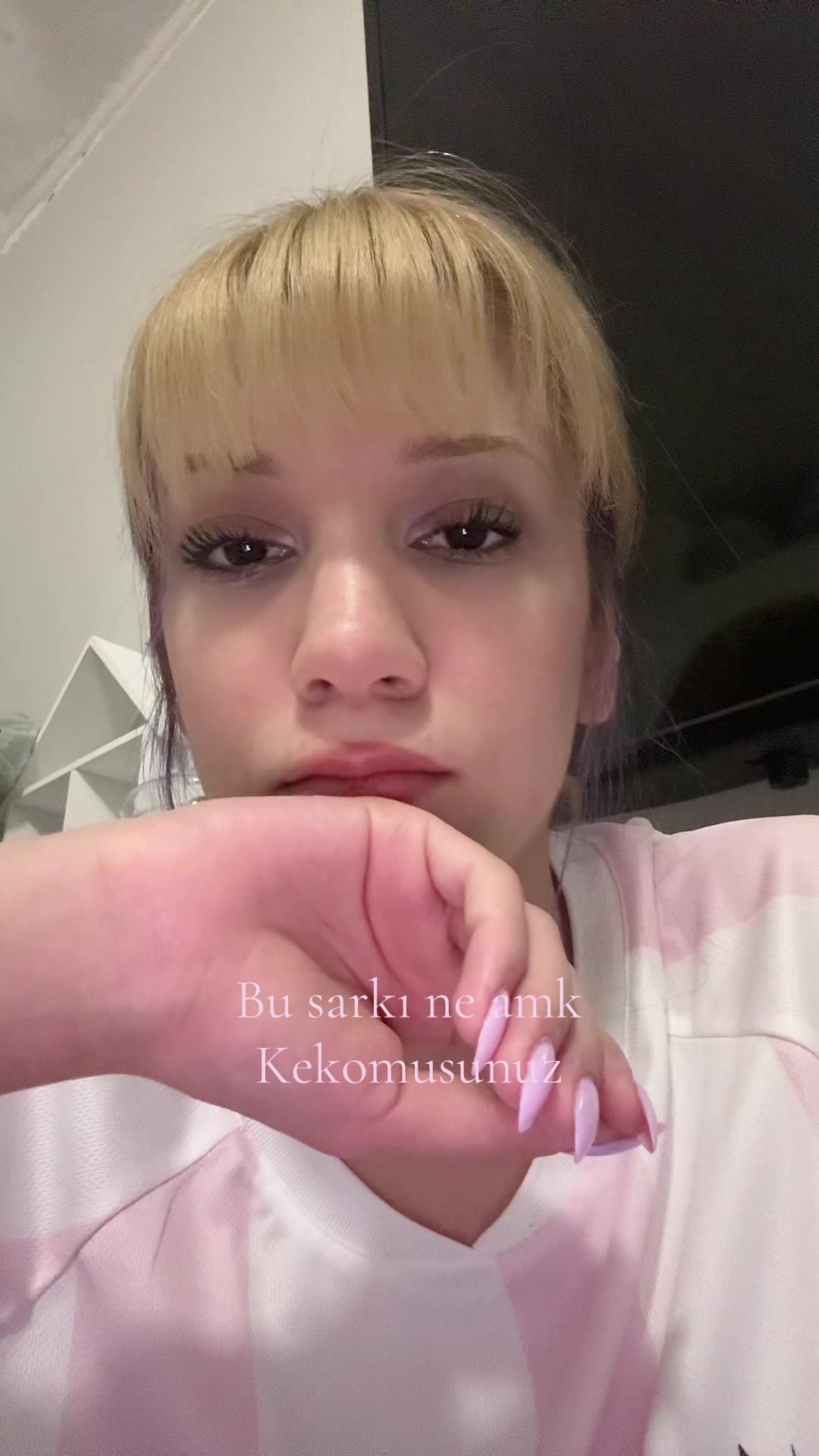 @Ezl🦭
