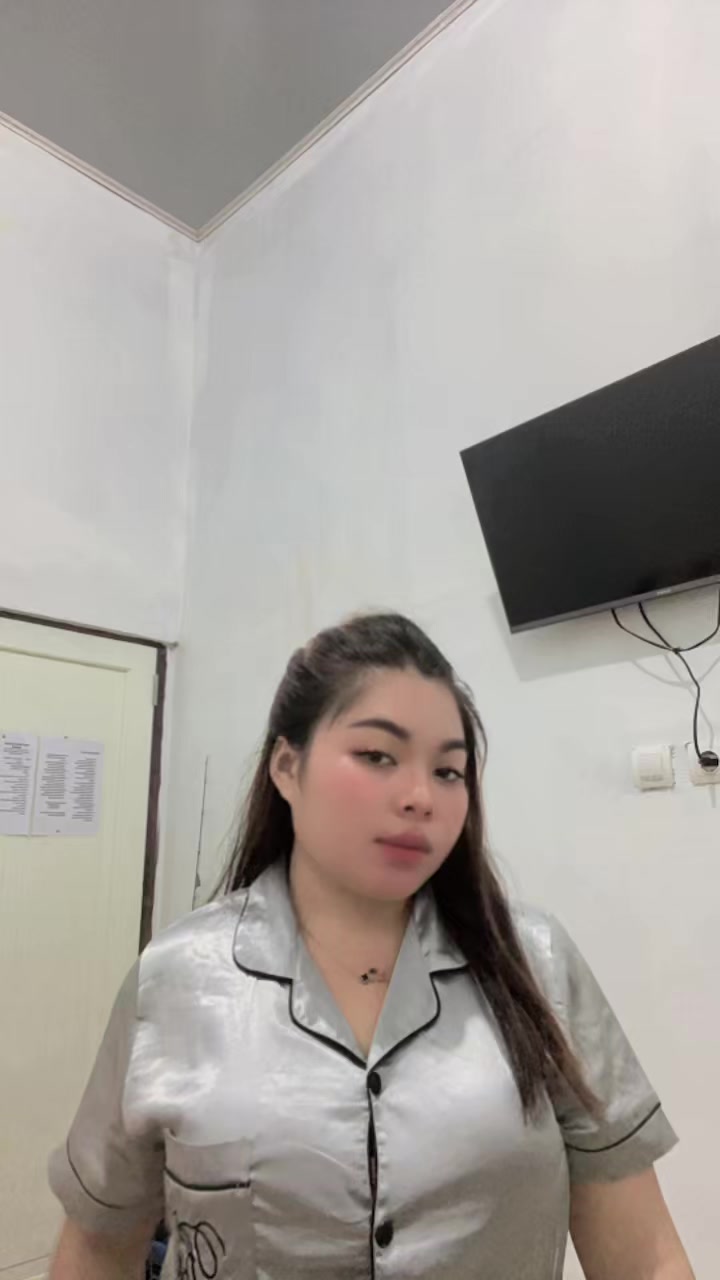 @Uyuy_jee🥀
