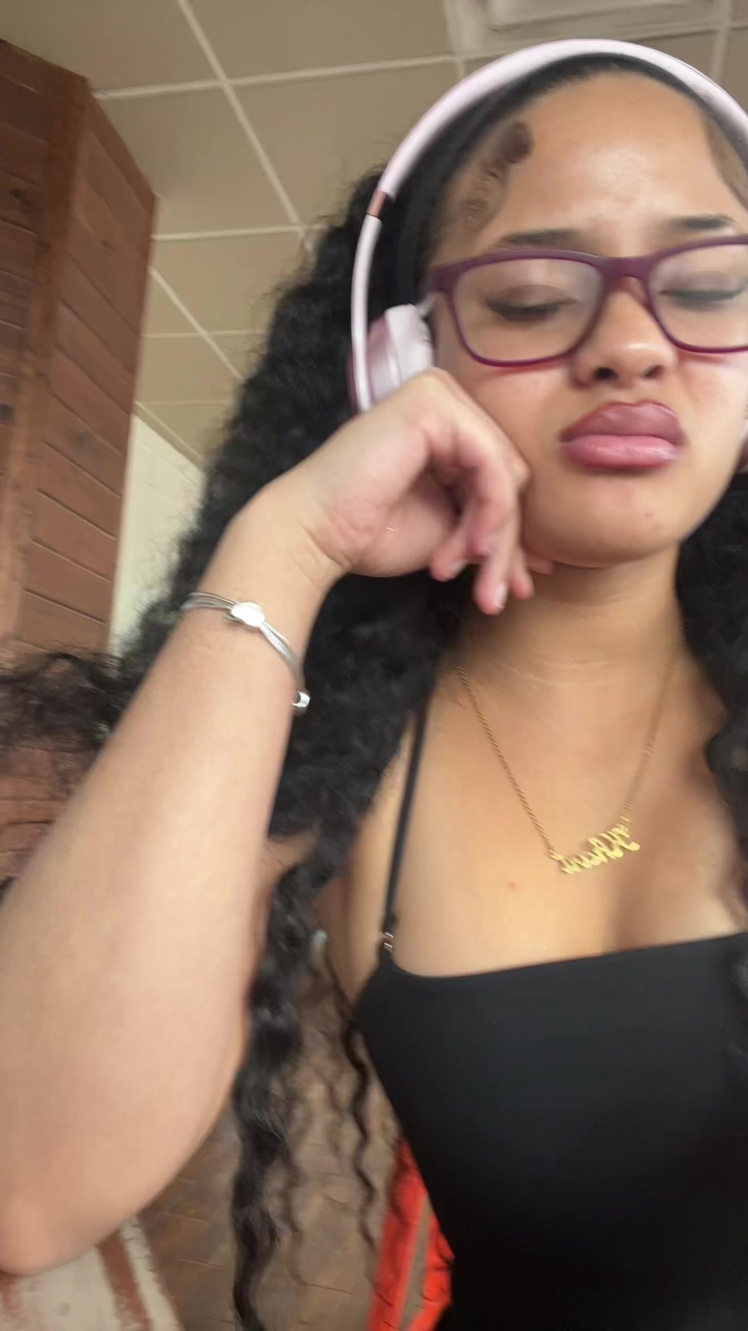 @Khaarrii