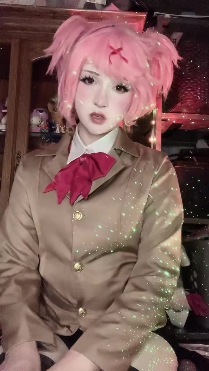 @≽^&bull;⩊&bull;^≼♡