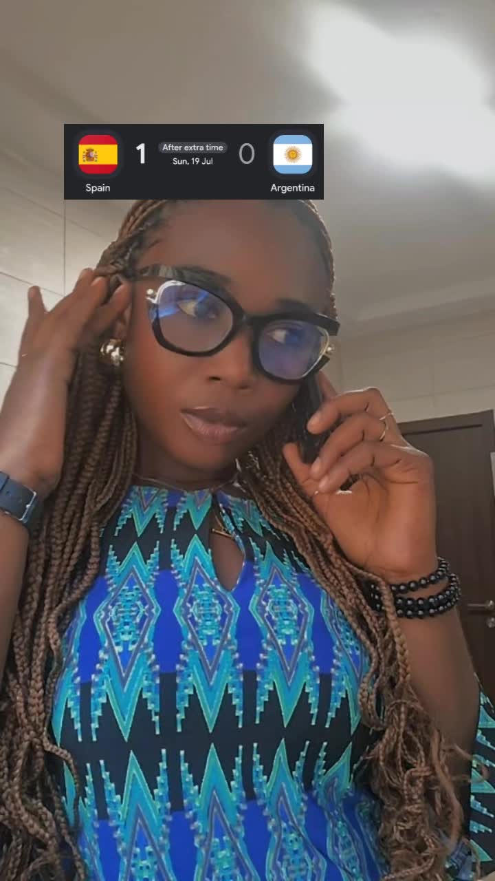 @YAA KISSIWAA ASANTE😇✨🥂