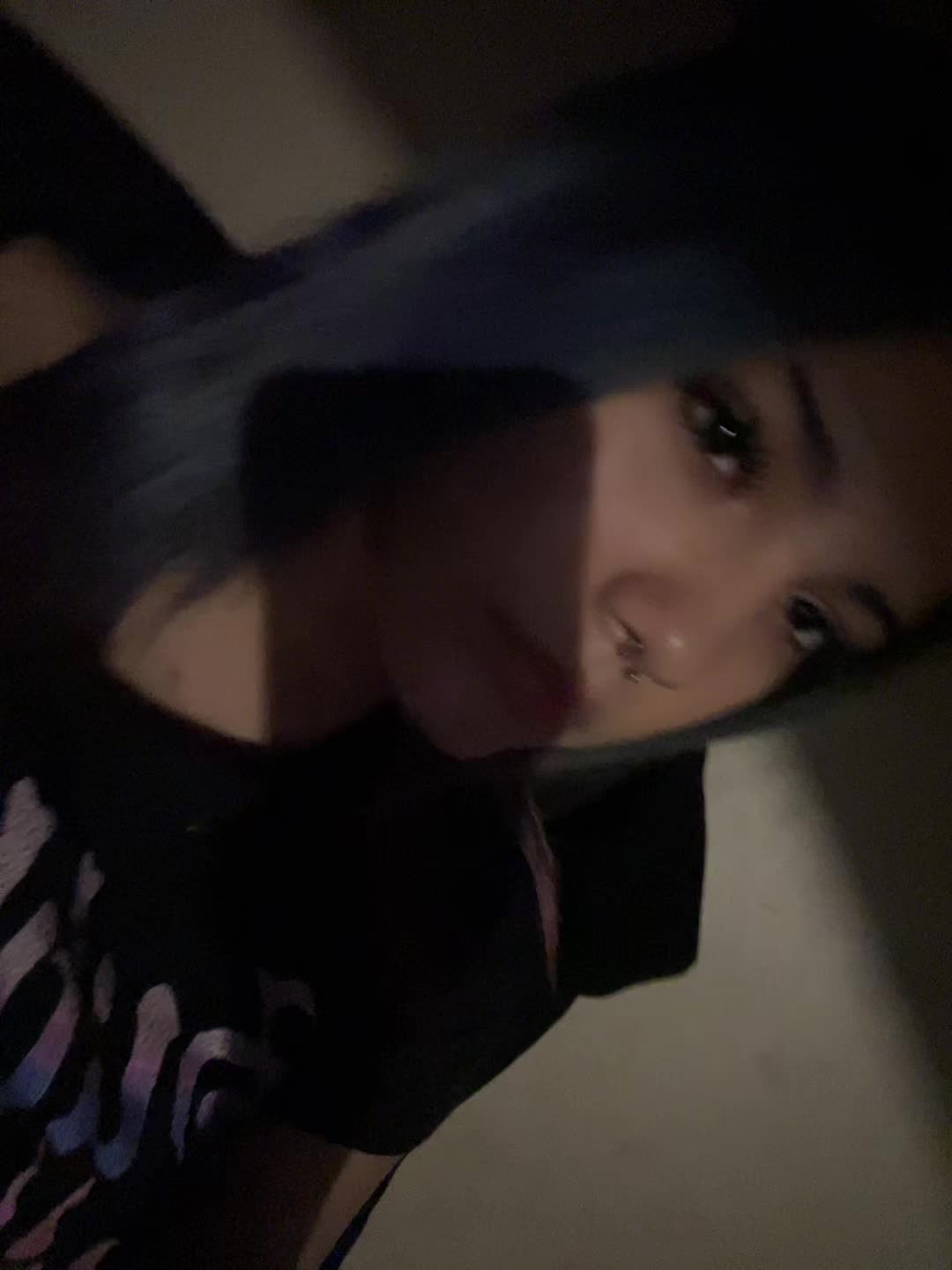 @𝑳 🐼