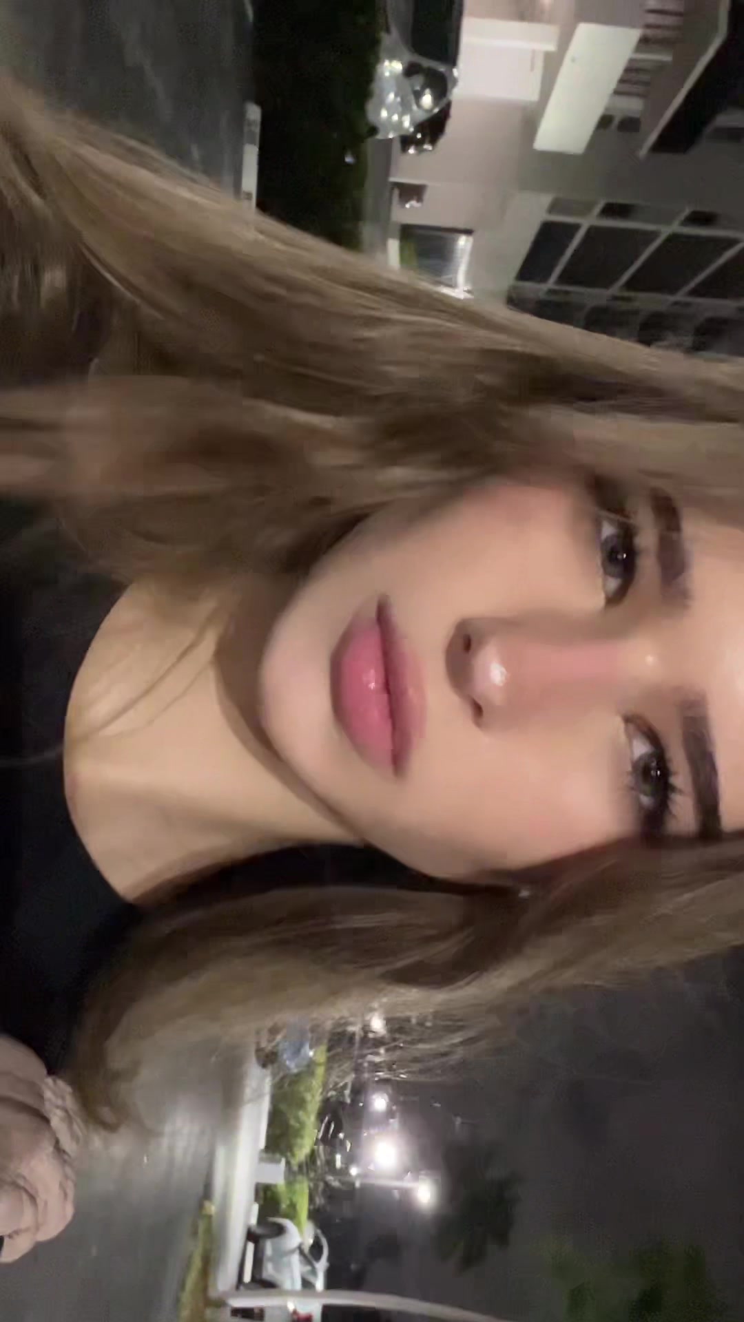 @lizka