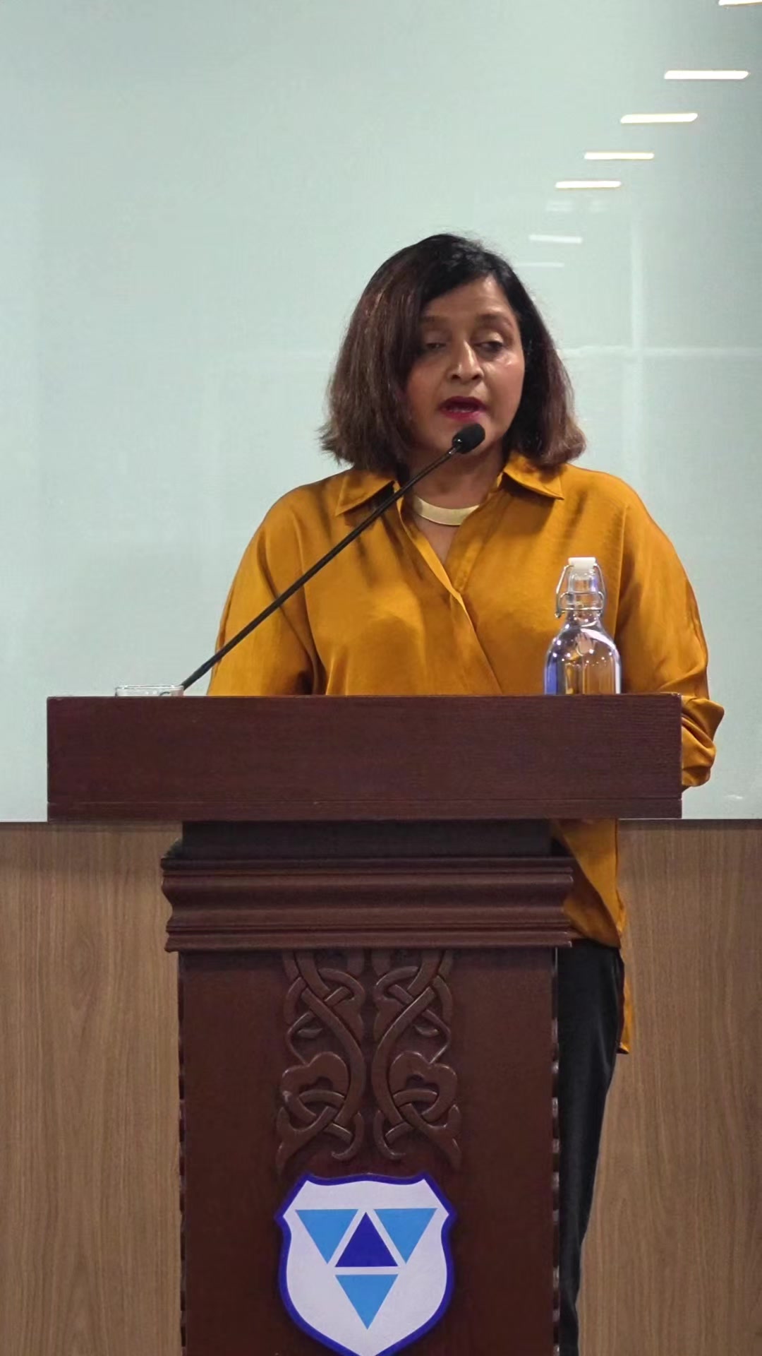 @Dunya Maumoon