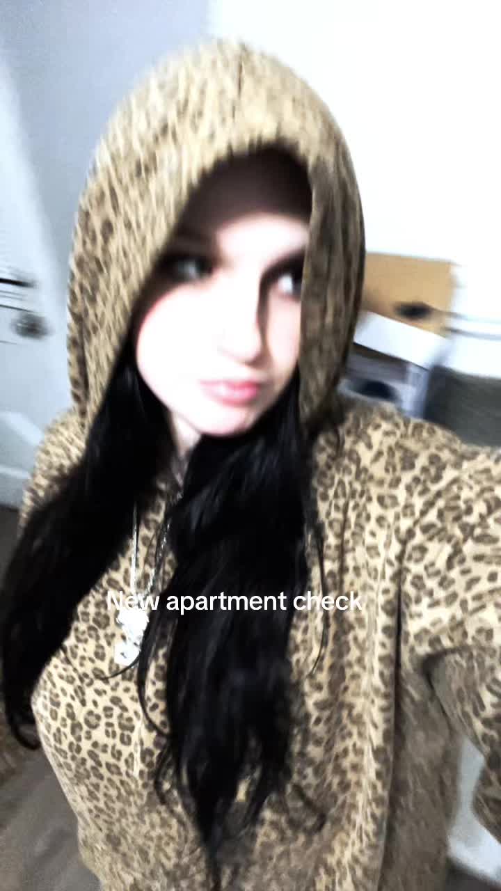 @☆ 𝓰𝓻𝓪𝓿𝓮 ☆