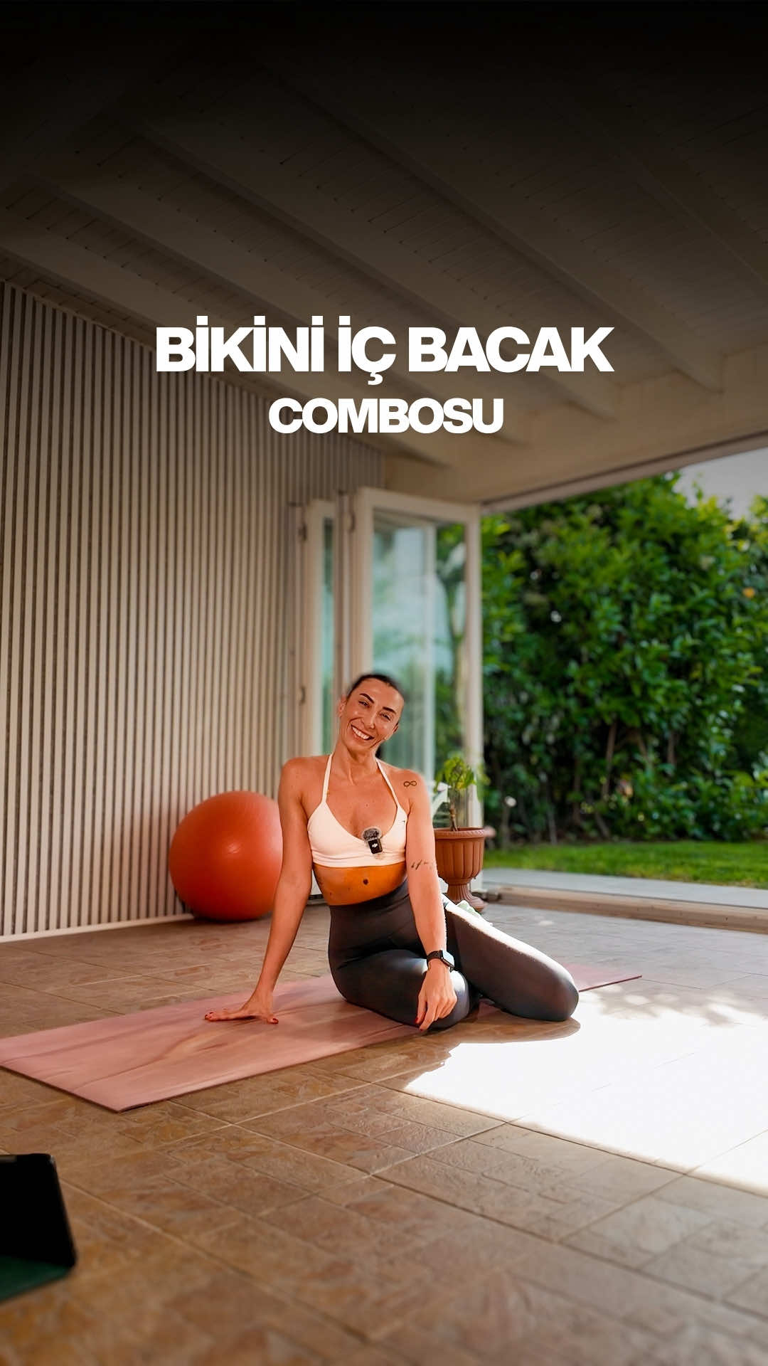 @Melis &Ouml;zel K&uuml;lahlı